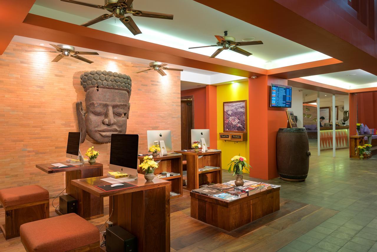 Golden Temple Residence Siem Reap Exteriér fotografie The lobby of the hotel