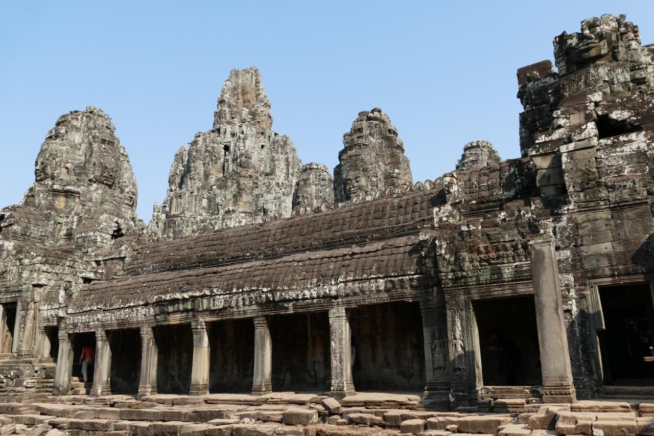 Golden Temple Residence Siem Reap Exteriér fotografie The temple of the Queen Mother